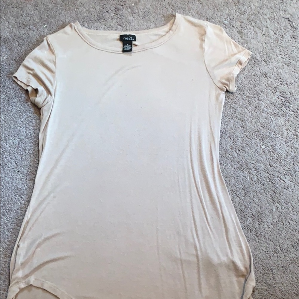 Rue 21 Tee Shirt